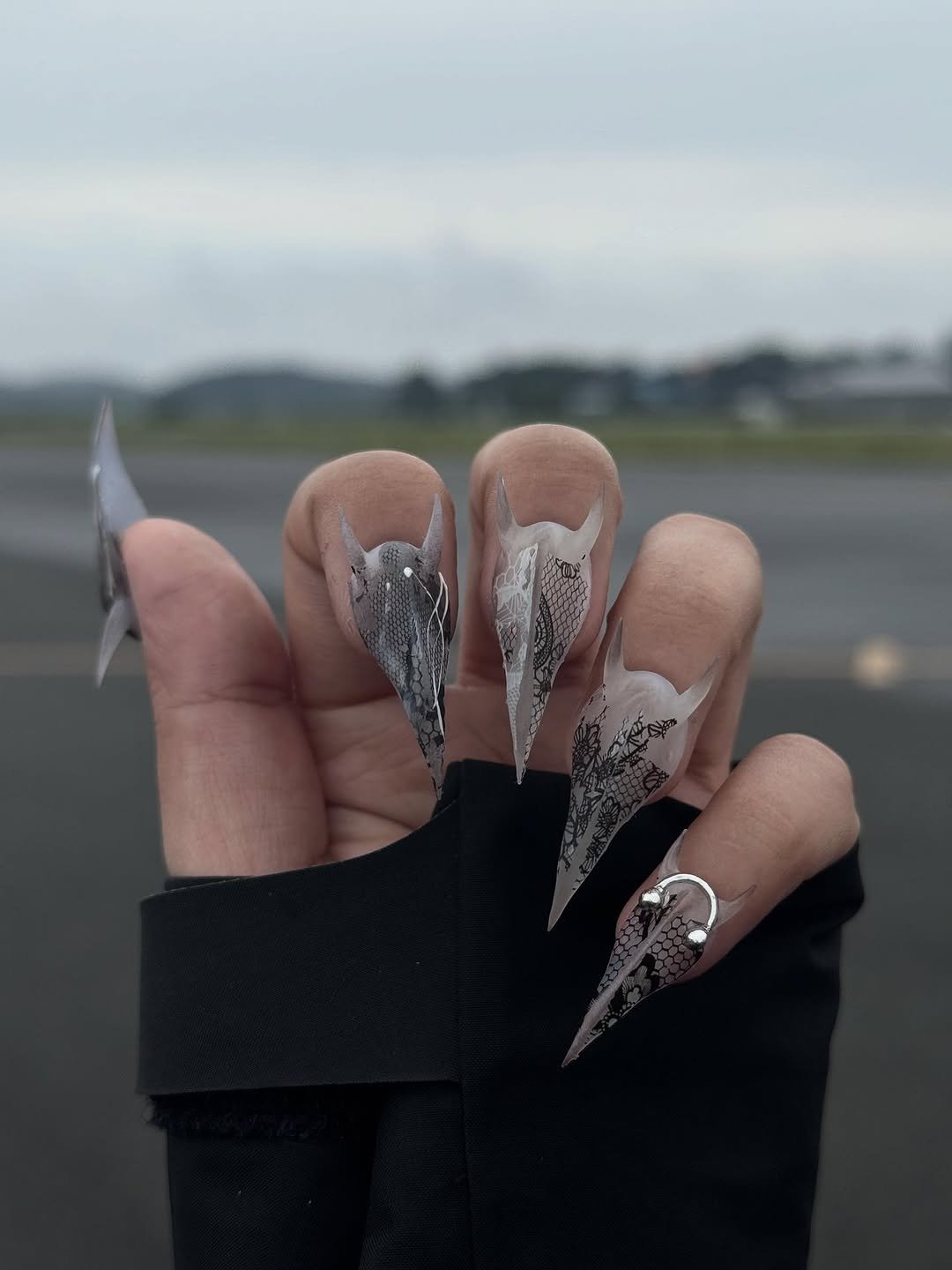 Photo shared by Hwi snails on October 18, 2025 tagging @youseunghwi. May be an image of one or more people, fingernails and text.