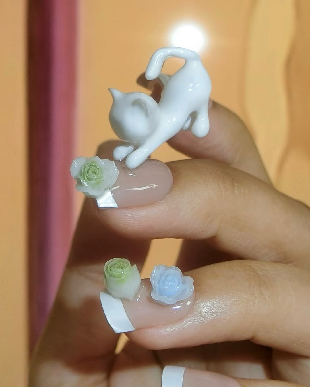 Photo shared by SeungHwi Yu on June 06, 2025 tagging @hwisnails.