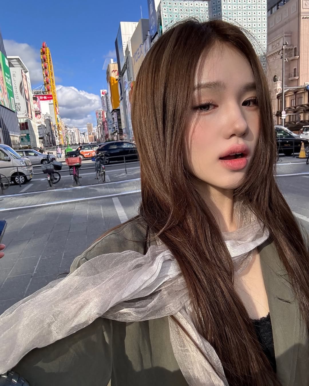 Photo shared by 유림 on November 19, 2024 tagging @forat_yuie.