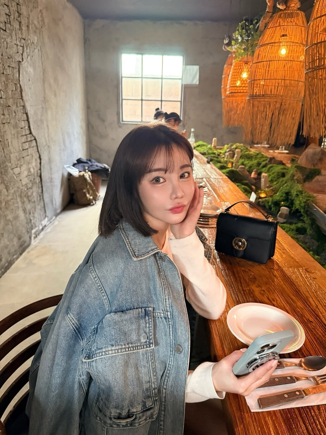 yubin_.c 게시물 이미지: 조금 포근했던 주말
성수데이트 😎