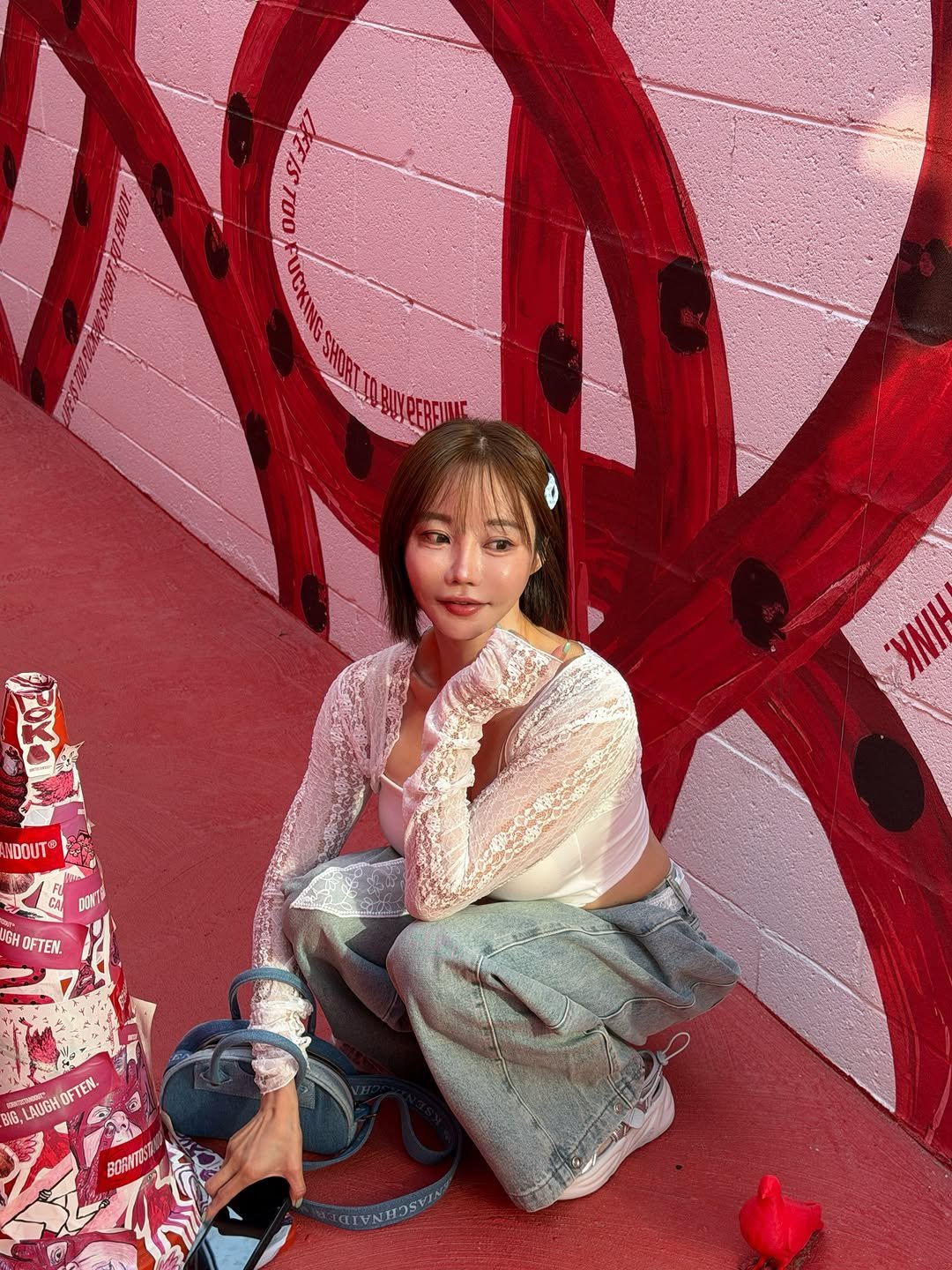 yubin_.c 게시물 이미지: 포뇨랑 성수동 
담엔 꼭 연남동 가야지 😎