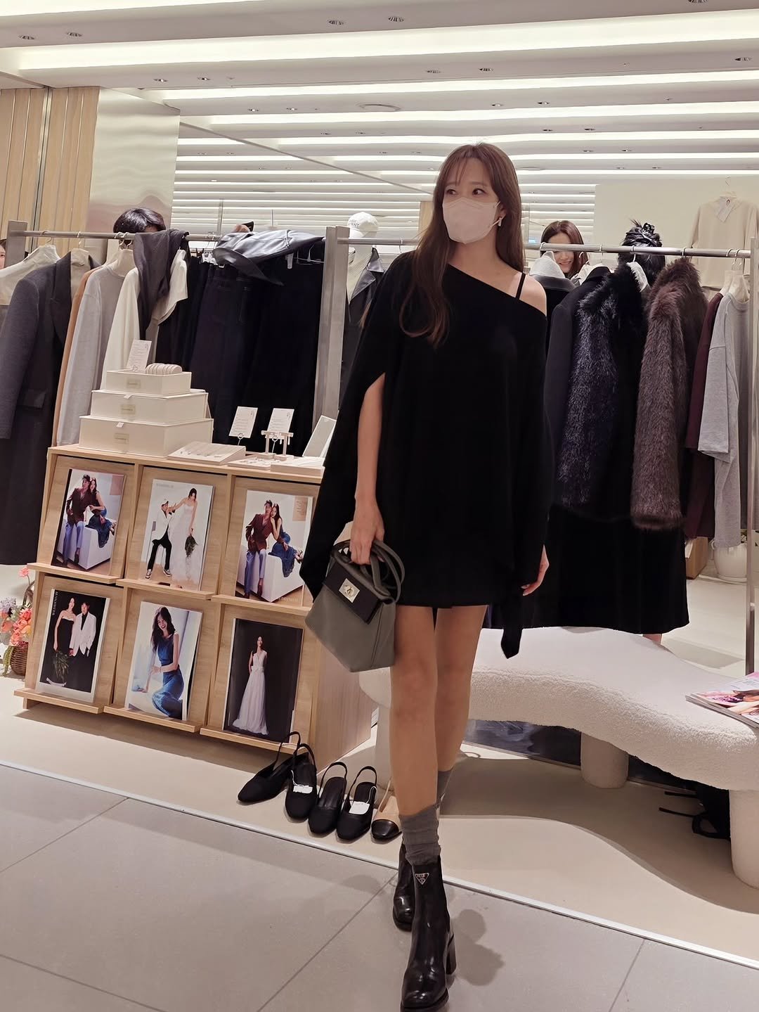 Photo by 소유진 on October 23, 2025. May be an image of text.