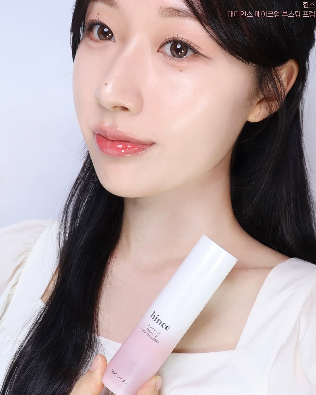 Photo shared by 율리아 𝗬𝗨𝗟𝗜𝗔 on November 17, 2025 tagging @hince_official. May be an image of one or more people, lipstick, makeup and text.