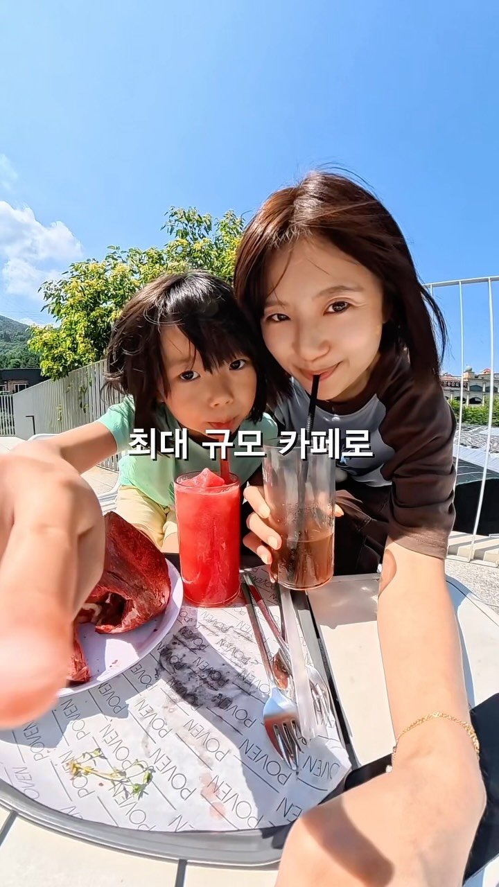 yumbbori 게시물 이미지: 부산 근교 20분
계곡도 앞에 있고
명장이 만든 맛있는 빵 
먹고 놀고 가족...