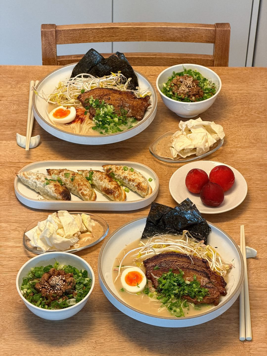 yummandu_ 게시물 이미지: 일요일 저녁은 라멘 한 상🍜

주말은 잘 보내셨나요?
이번 주말은 친구 집들이도...