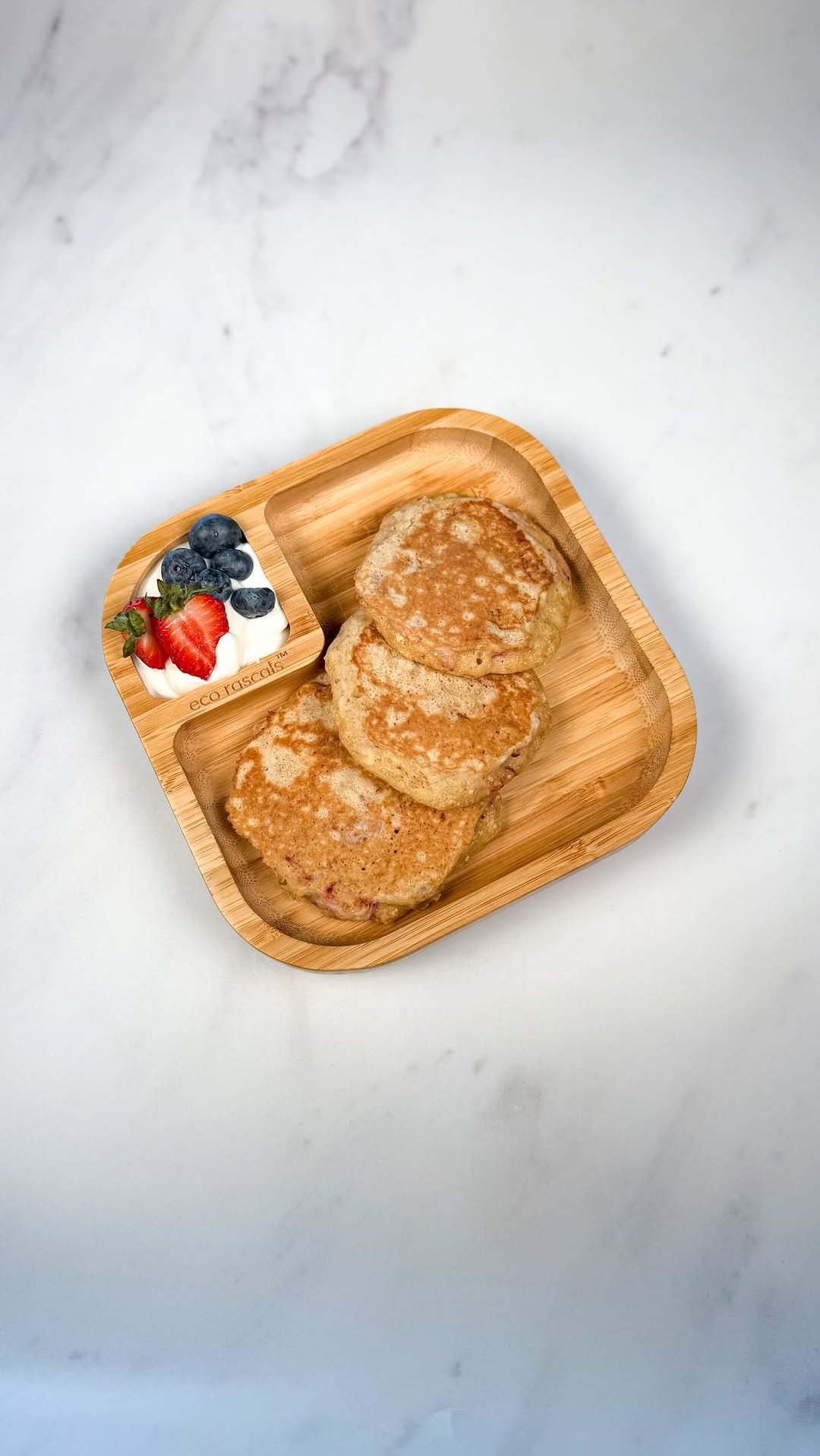 yummy_little_belly 게시물 이미지: BANANA STRAWBERRY PANCAKES! 🍌🍓

📚 You can find...