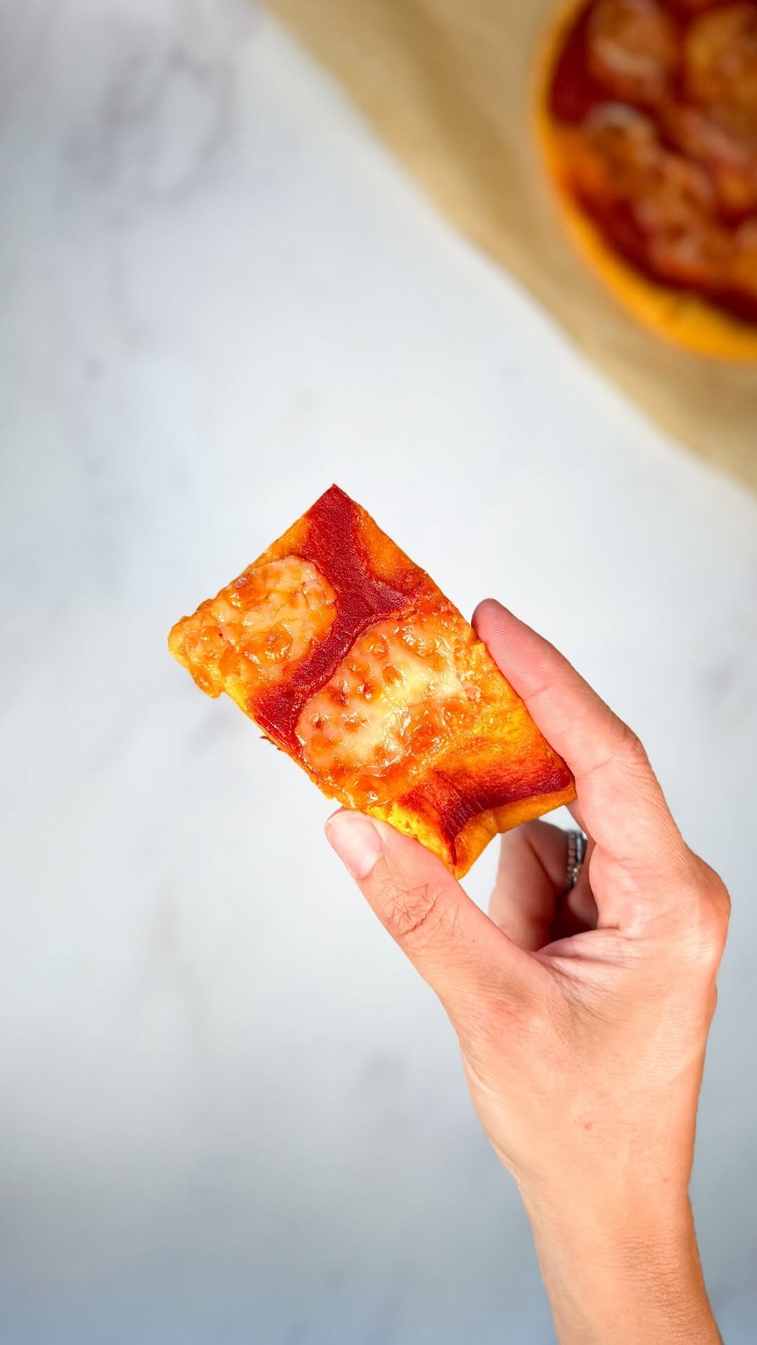 yummy_little_belly 게시물 이미지: Sweet Potato & Lentil Pizza!🍠🍕
A simple way to...