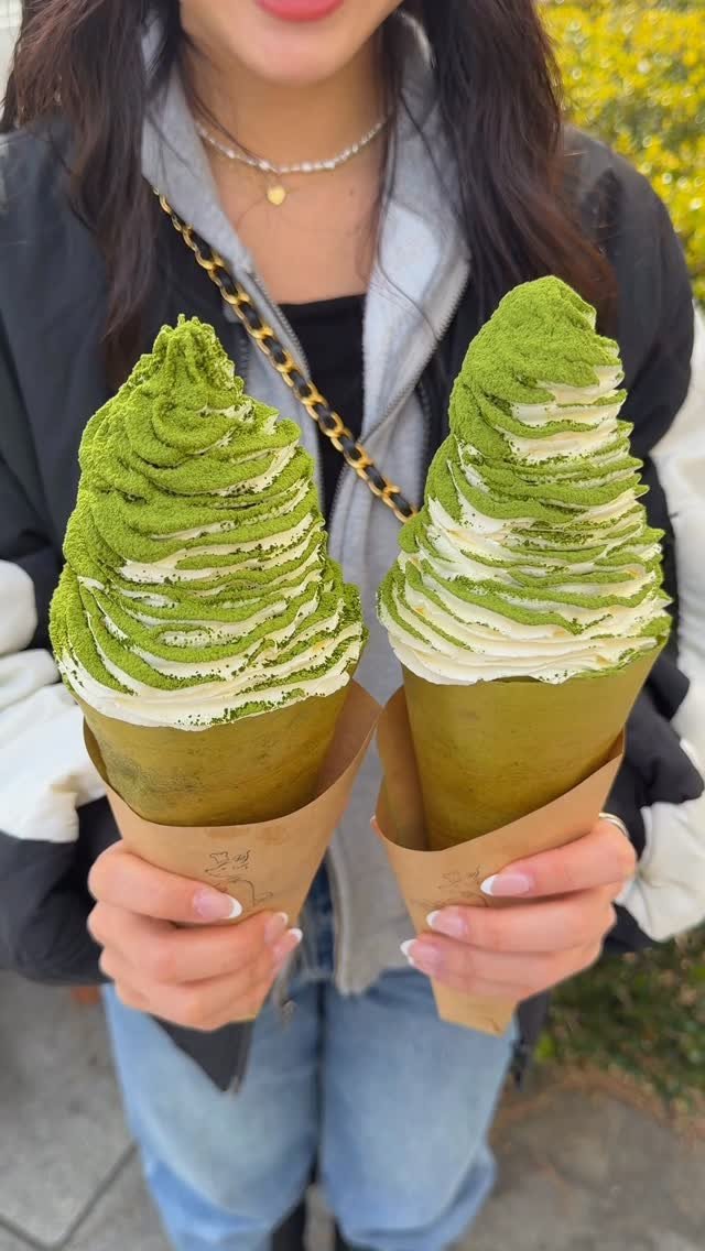 yumuken_gourmet 게시물 이미지: メディアで話題の絶対むせる抹茶クレープ🍵

【クレープとエスプレッソとかまくら茶房】

日本で...