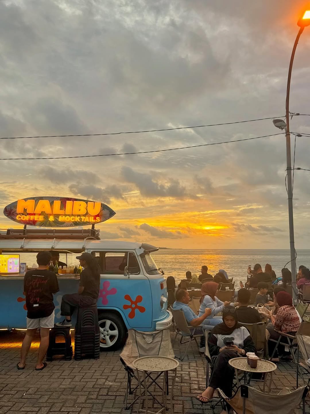 Photo by 김윤아 아이와여행 | 여행육아 | 여행팁 on February 18, 2026. May be an image of one or more people, outdoors and text.