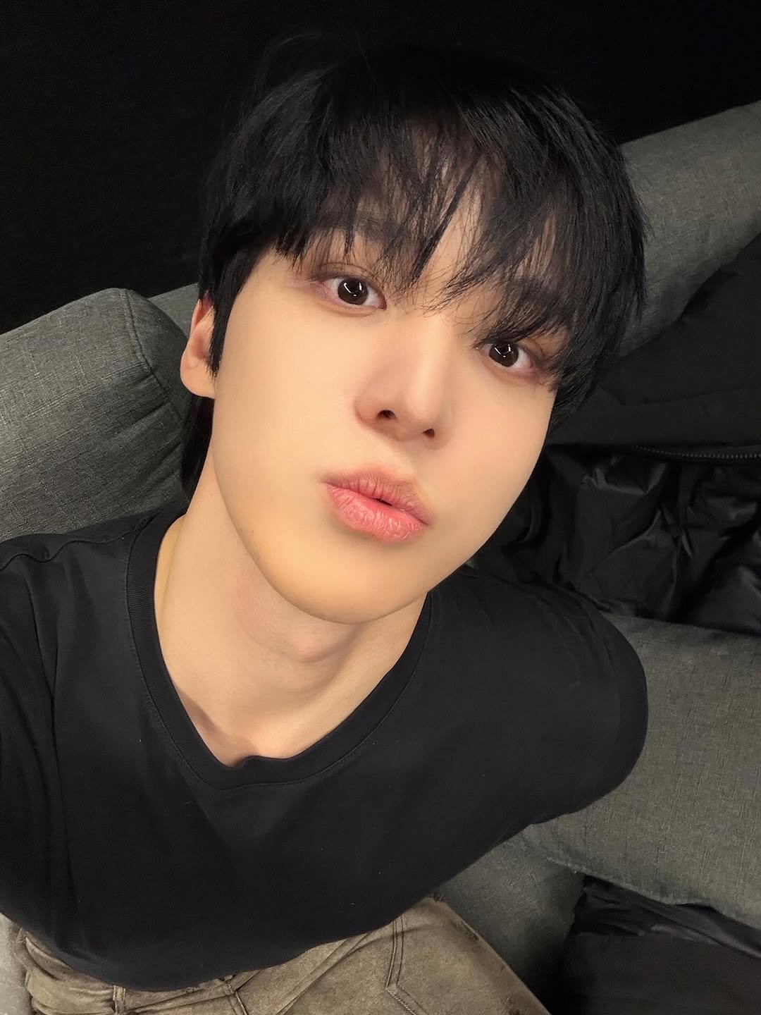 Photo by 윤호 (YUNHO) on November 17, 2025. May be an image of one or more people, hair and text.