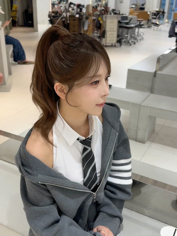 yunu_queen_96 게시물 이미지: #포니테일 남자의 로망? 이래서 해봤는뎅😍