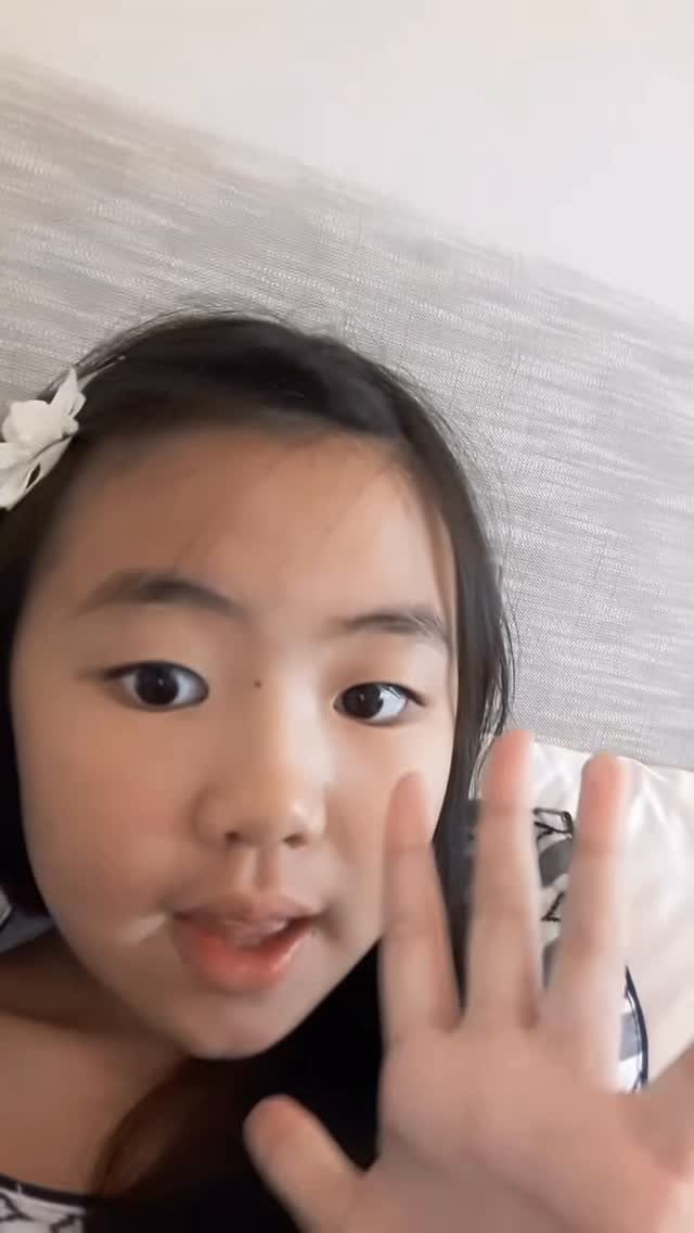 yurismatv 게시물 이미지: 내 사랑 💕천사였구나 
엄마밖에 모르고 
엄마만 사랑한다던 내 딸 
#이제고3이라니