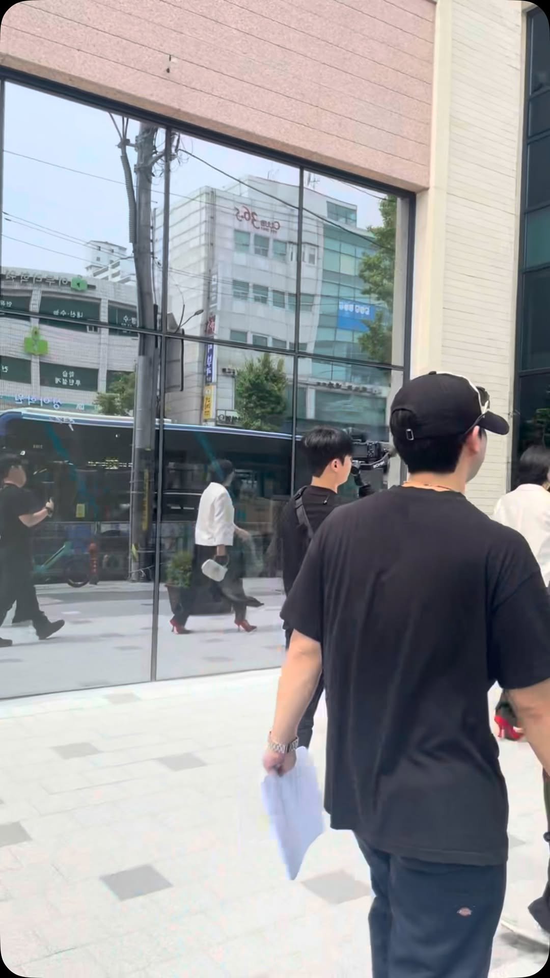 yurismatv 게시물 이미지: 뭐하는 거게요~~5시간 촬영 ❤
️너무 재미있었어요