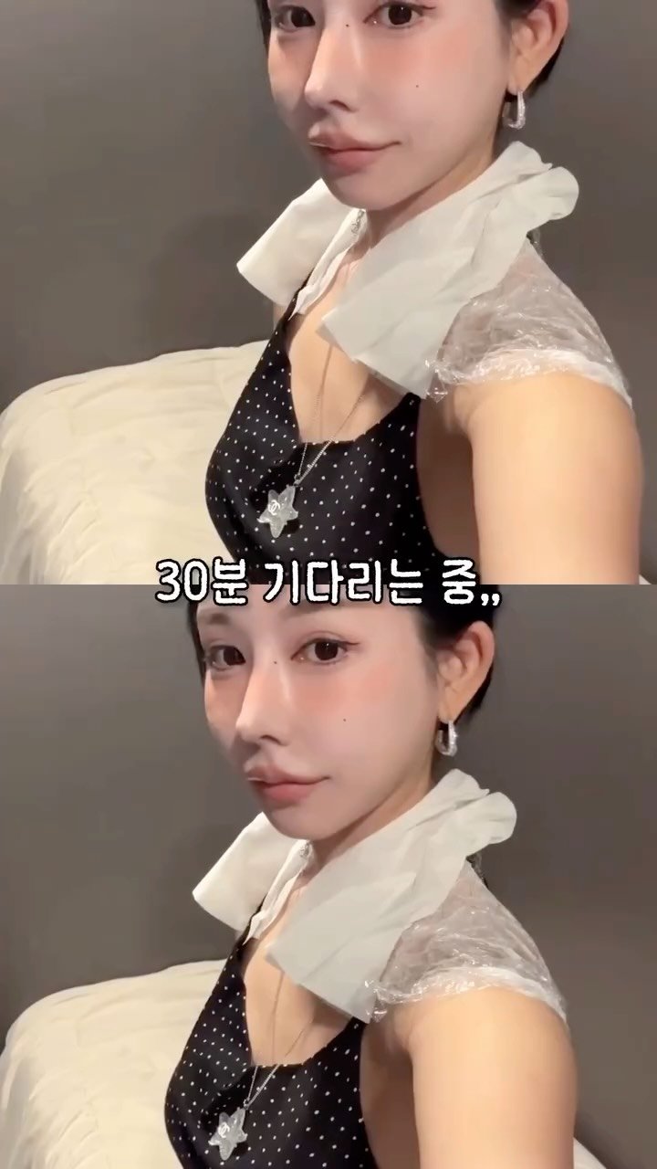 yuura_ii 게시물 이미지: 여자의 패션의 완성은 어디~?? 어깨 라인이 매끈해지니까 전체 실루엣이...