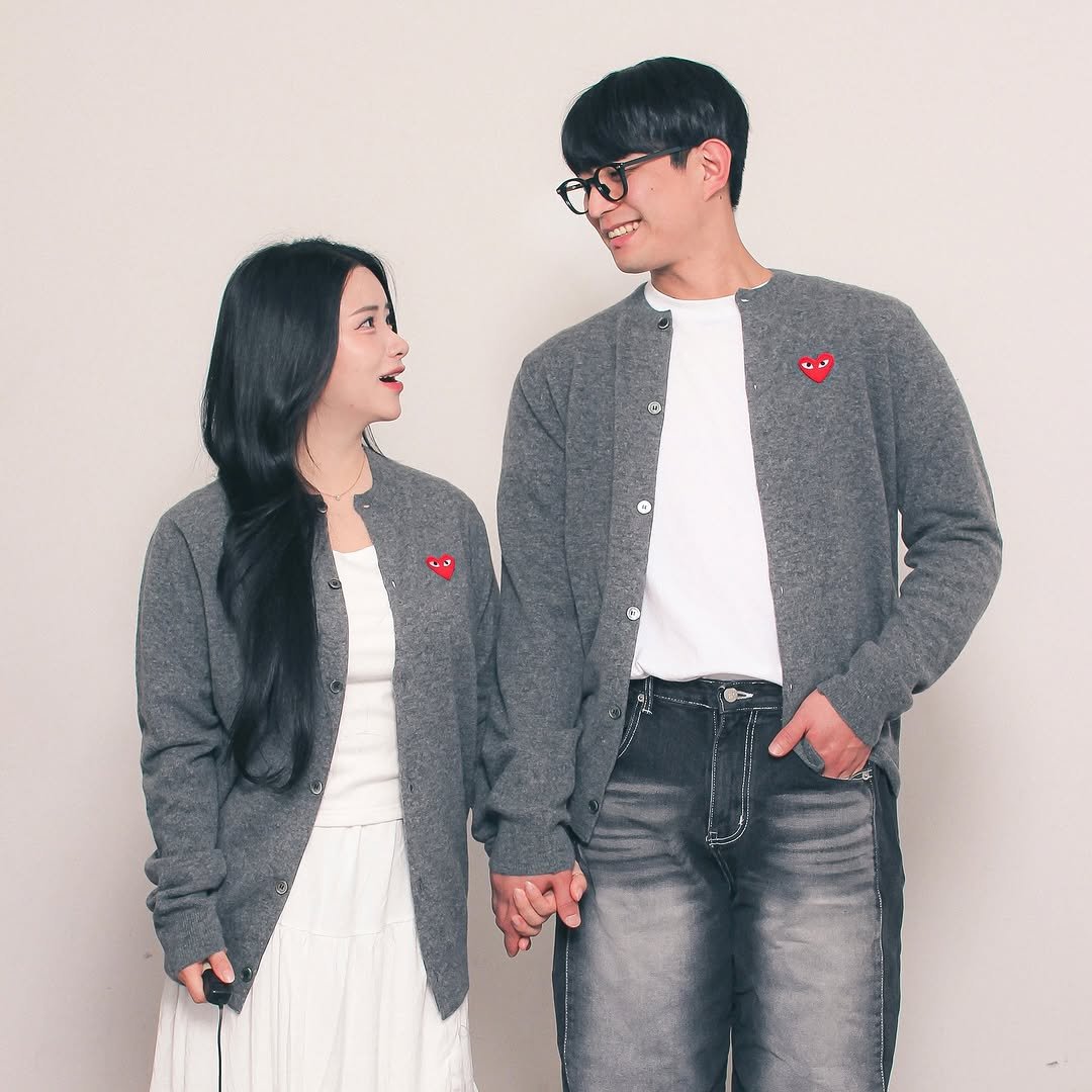yxngsx 게시물 이미지: +849♥

2년 넘게 만나고 동거까지 하다 보니
같이 사진 찍는 횟수가 전보다...