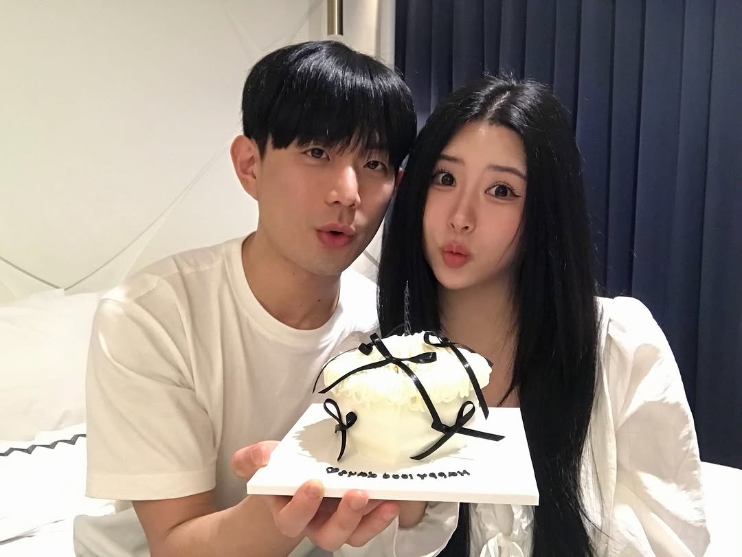 yxngsx 게시물 이미지: +1000♥

벌써 열번째 100일 ∿ ෆ
오늘 폭업좀 하께요(?)
.
.
#커플...