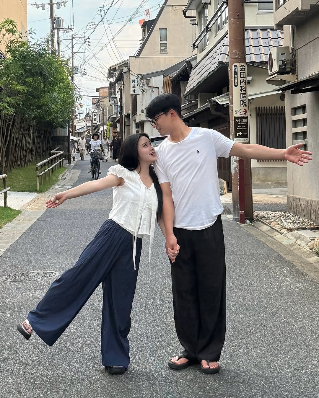 yxngsx 게시물 이미지: +767♥

전짱스는 좋겠다. 사진 잘찍는 여자친구 둬서^^
(난 인생샷 구경도...