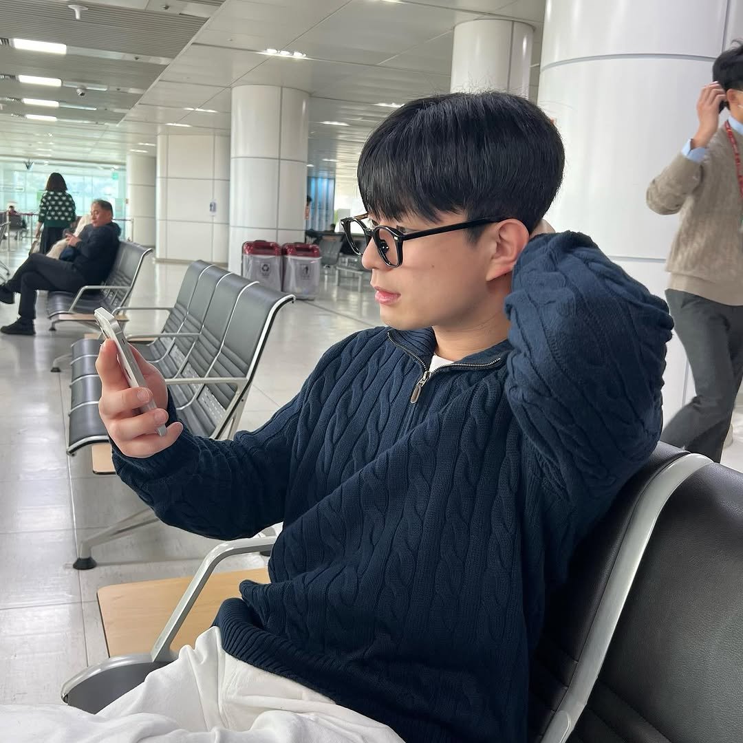yxngsx 게시물 이미지: ✈️