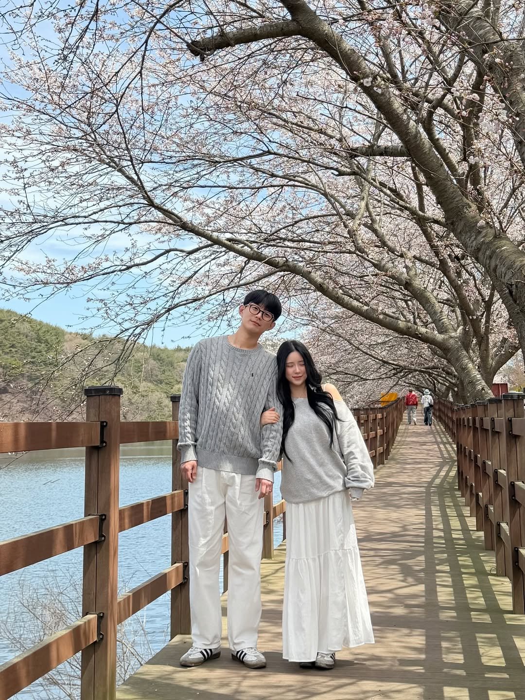 yxngsx 게시물 이미지: +1000♥

서산 여행 2일차 ♡ᵎᵎᵎ
벚꽃 막차 타구 와써요오!...