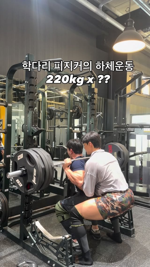 yxxae 게시물 이미지: 풀장비,서폿 없으면 못함 객기