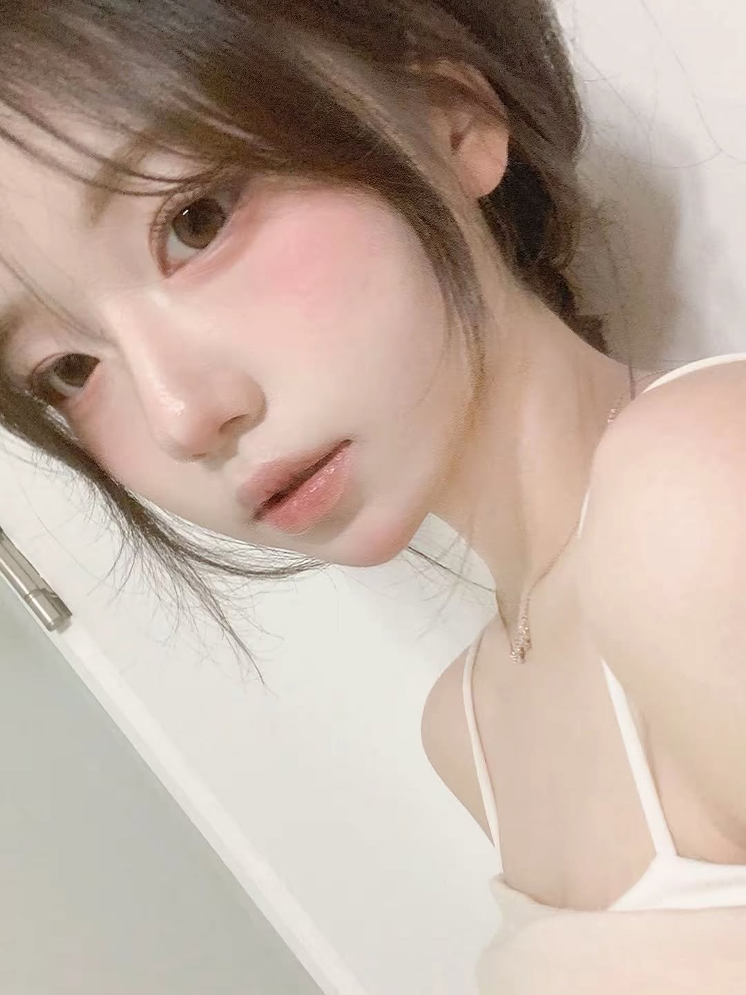 yxxnhwx_00 게시물 이미지: 올릴게너무많아잠깐만
