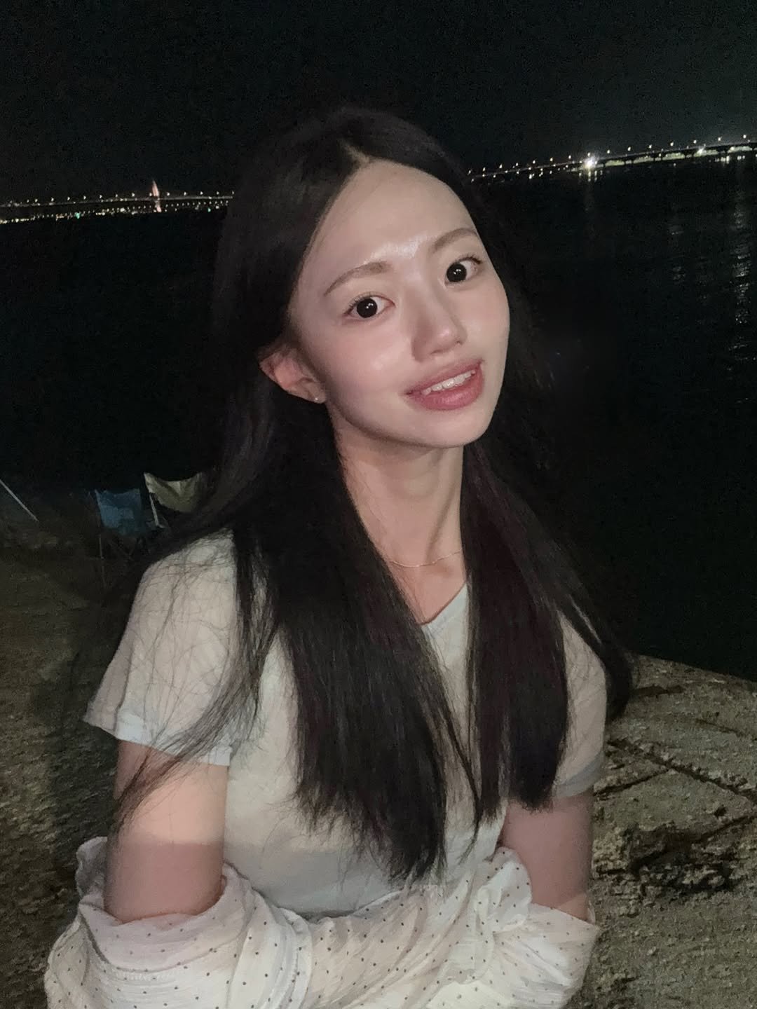 yxxri_o 게시물 이미지: 여름 밤바다 🌊