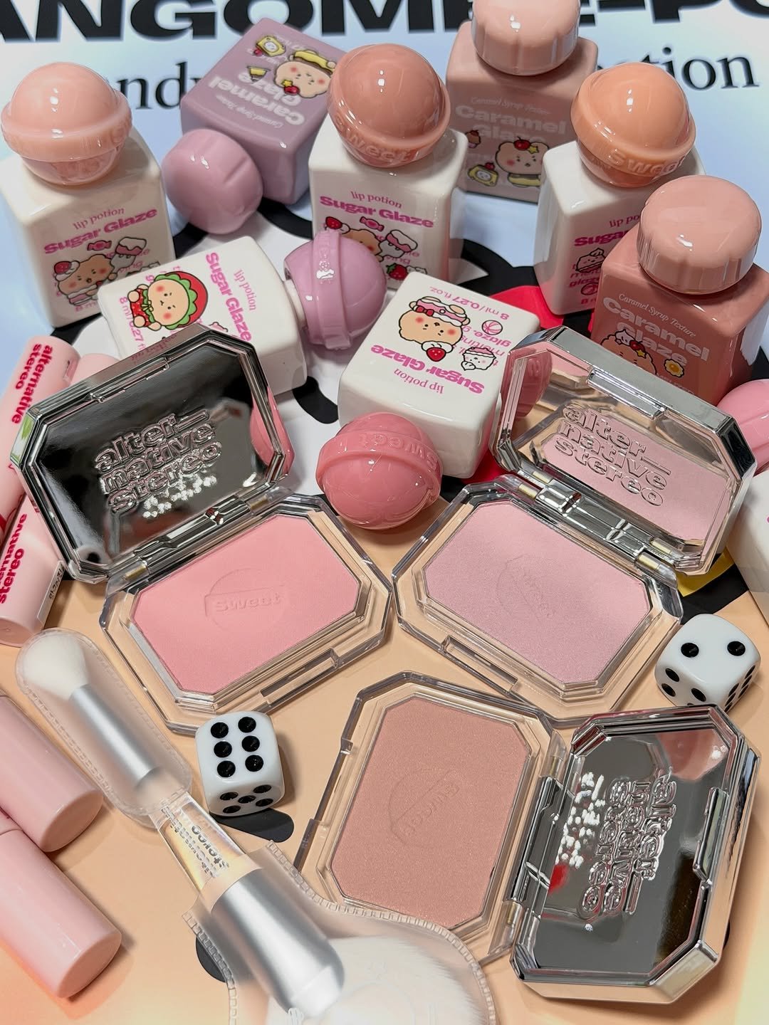 Photo shared by 더클래스모나크 예진실장💄 on February 07, 2026 tagging @oliveyoung_official, @alternativestereo, and @mangom_ee. May be an image of one or more people, lipstick, makeup, pallette, cosmetics, hand cream and text.