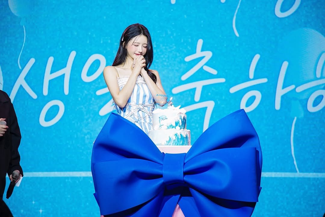 Photo by 이아영 on February 08, 2026. May be an image of text that says 'KHO O 축하성 하당'.