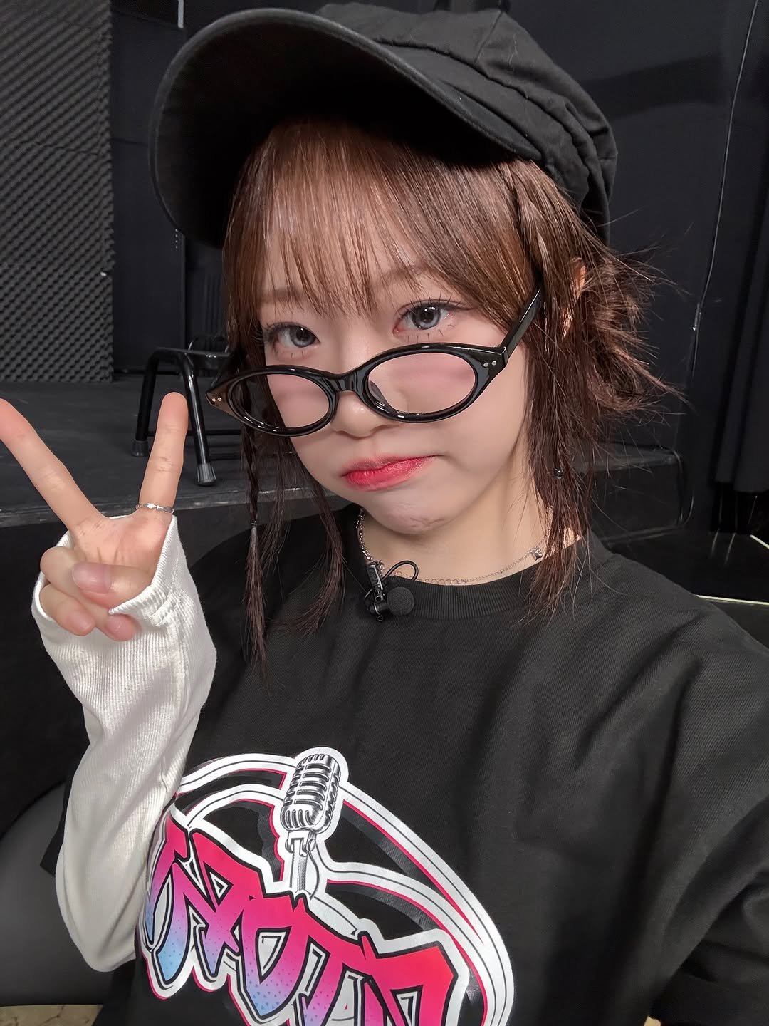 Photo by 지 지원 zzone on October 31, 2025. May be an image of one or more people, hair, top and text.