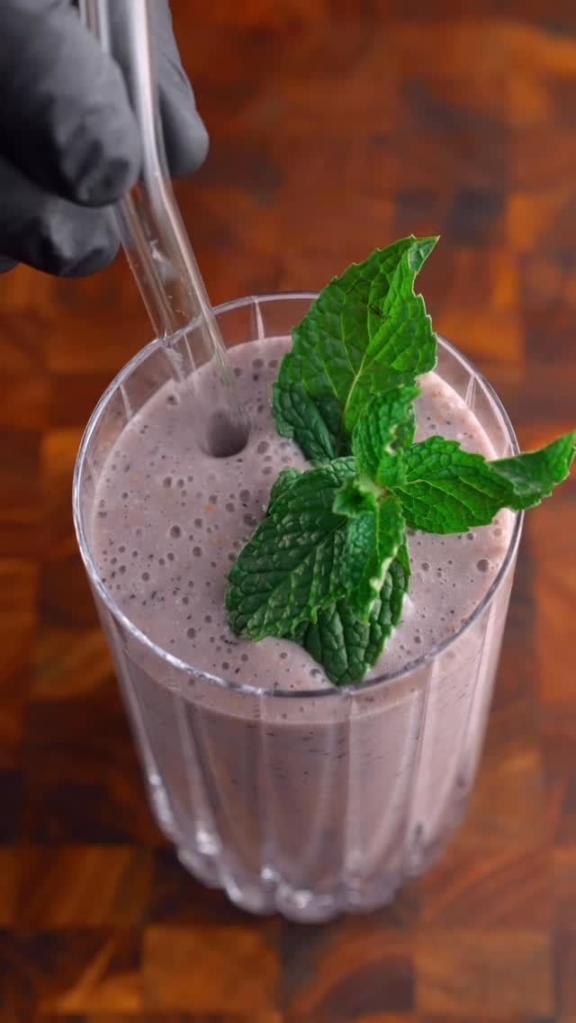 zachchoi 게시물 이미지: would you drink this? #asmr #drink