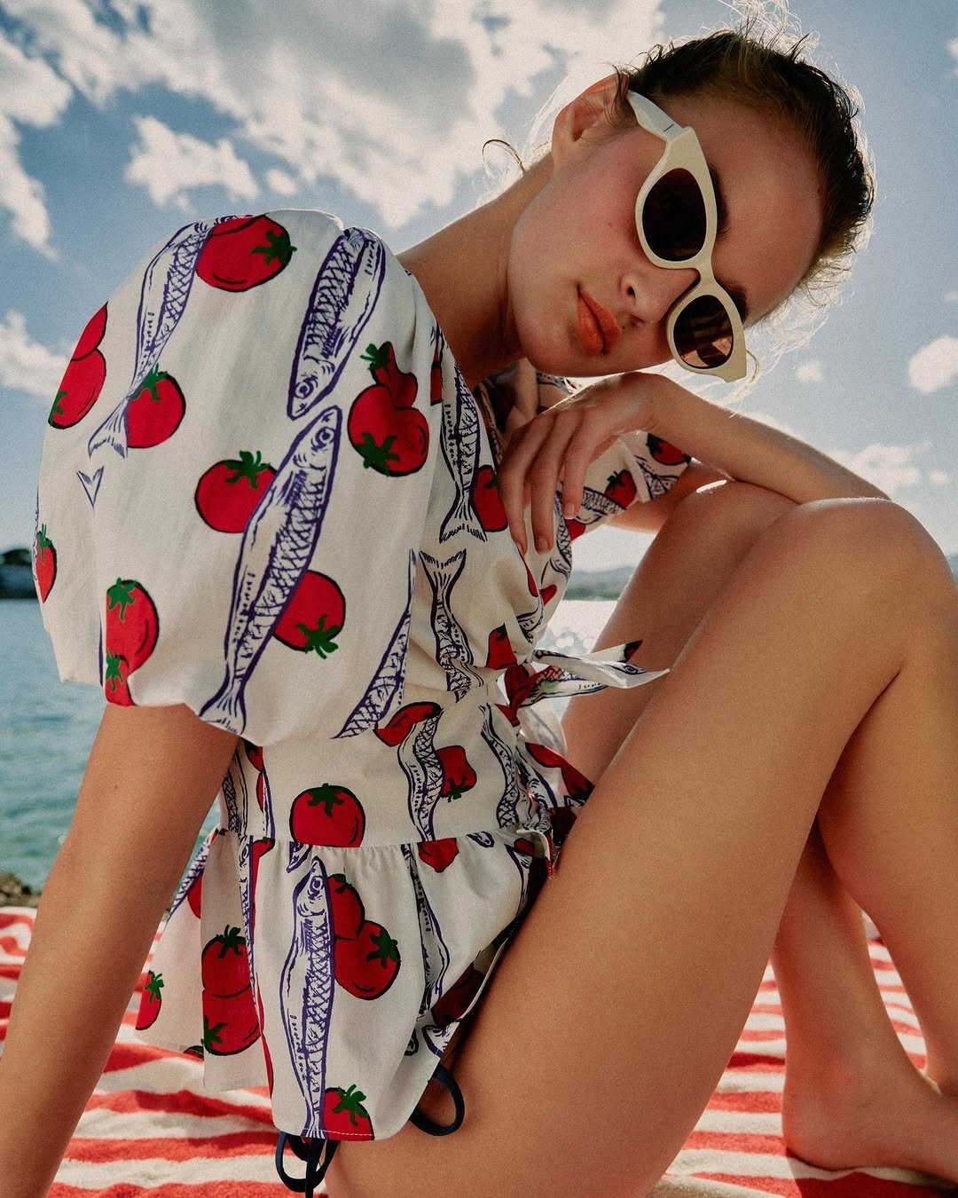 zara 게시물 이미지: Summer prints, full color

Thank you...