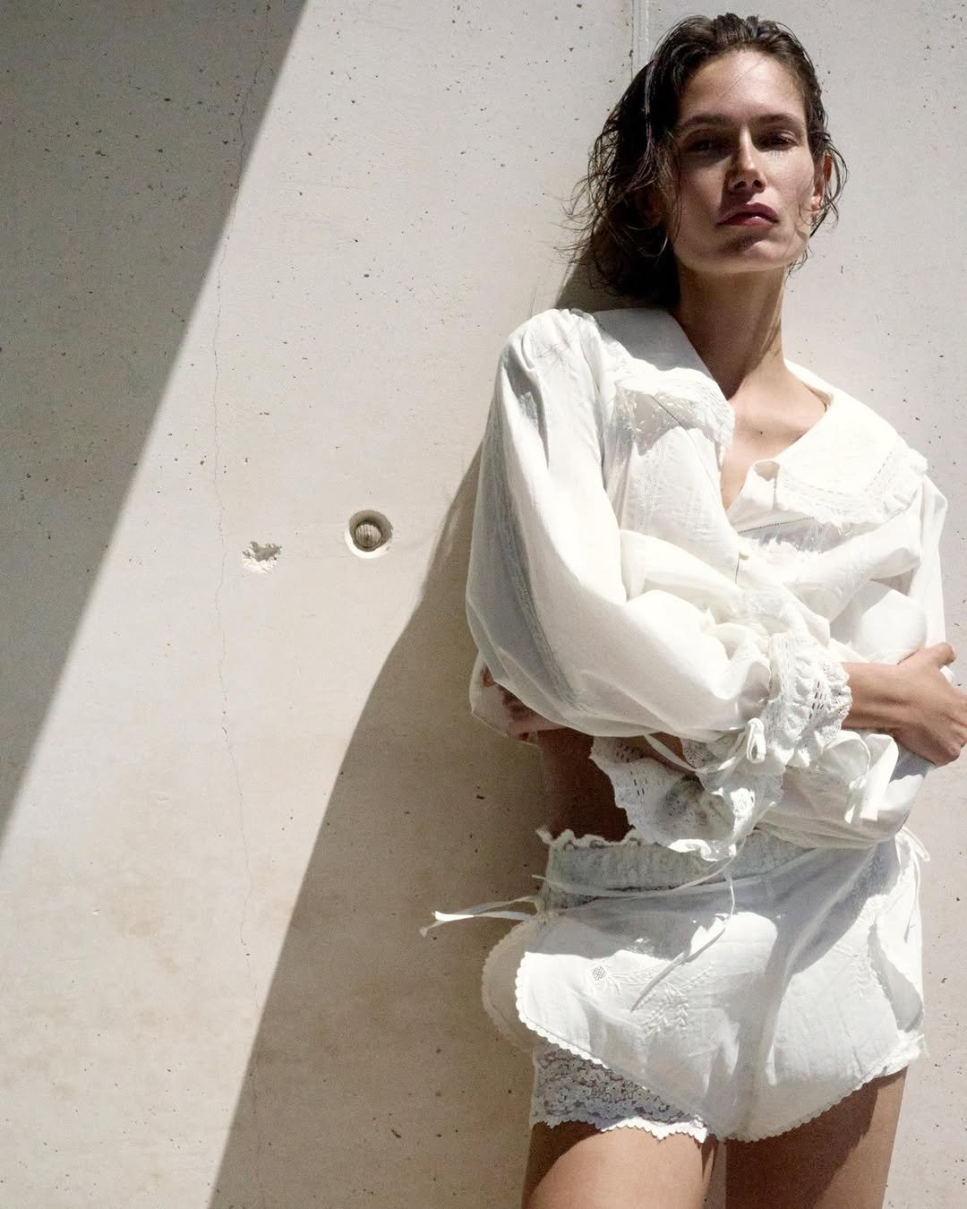 zara 게시물 이미지: Light layers and delicate details.

Thank you...