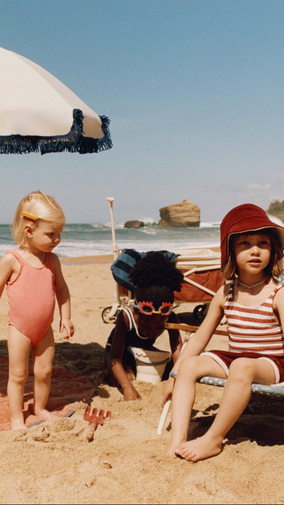 zarahome 게시물 이미지: SUMMER MEMORIES
 
From Biarritz
 
Discover the...