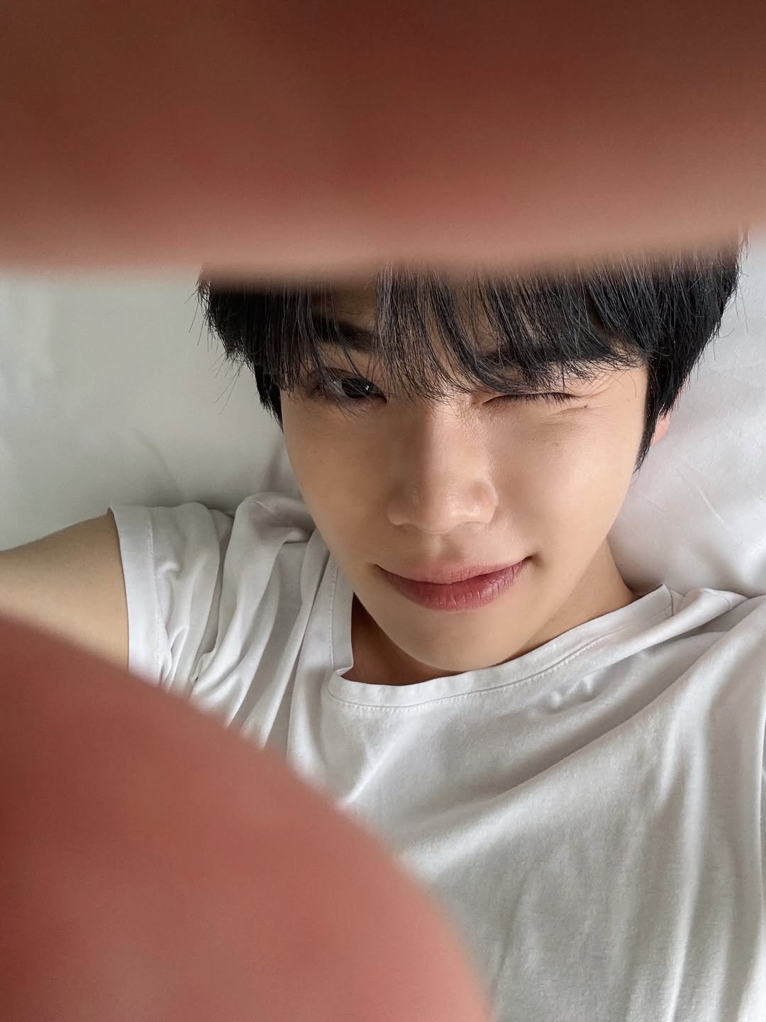 zb1official 게시물 이미지: 🐏🛌🤍😛

#ZEROBASEONE #KIMTAERAE