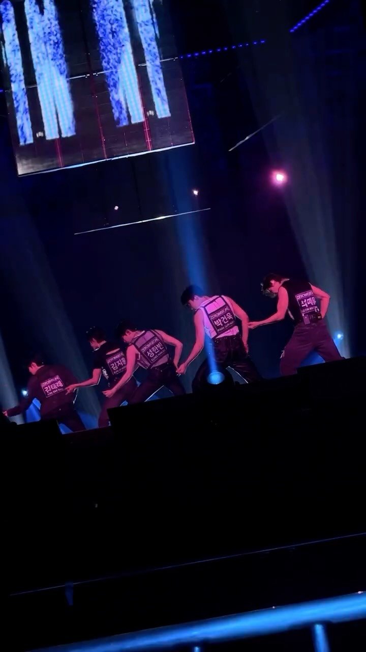 zb1official 게시물 이미지: throwback to KCON JAPAN 2026 ✨

#ZEROBASEONE...