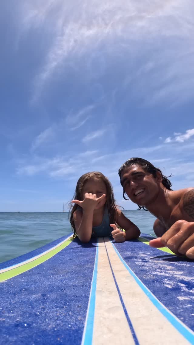 zekelau 게시물 이미지: Hooked on summer!! @OluKai #HookedOnSummer