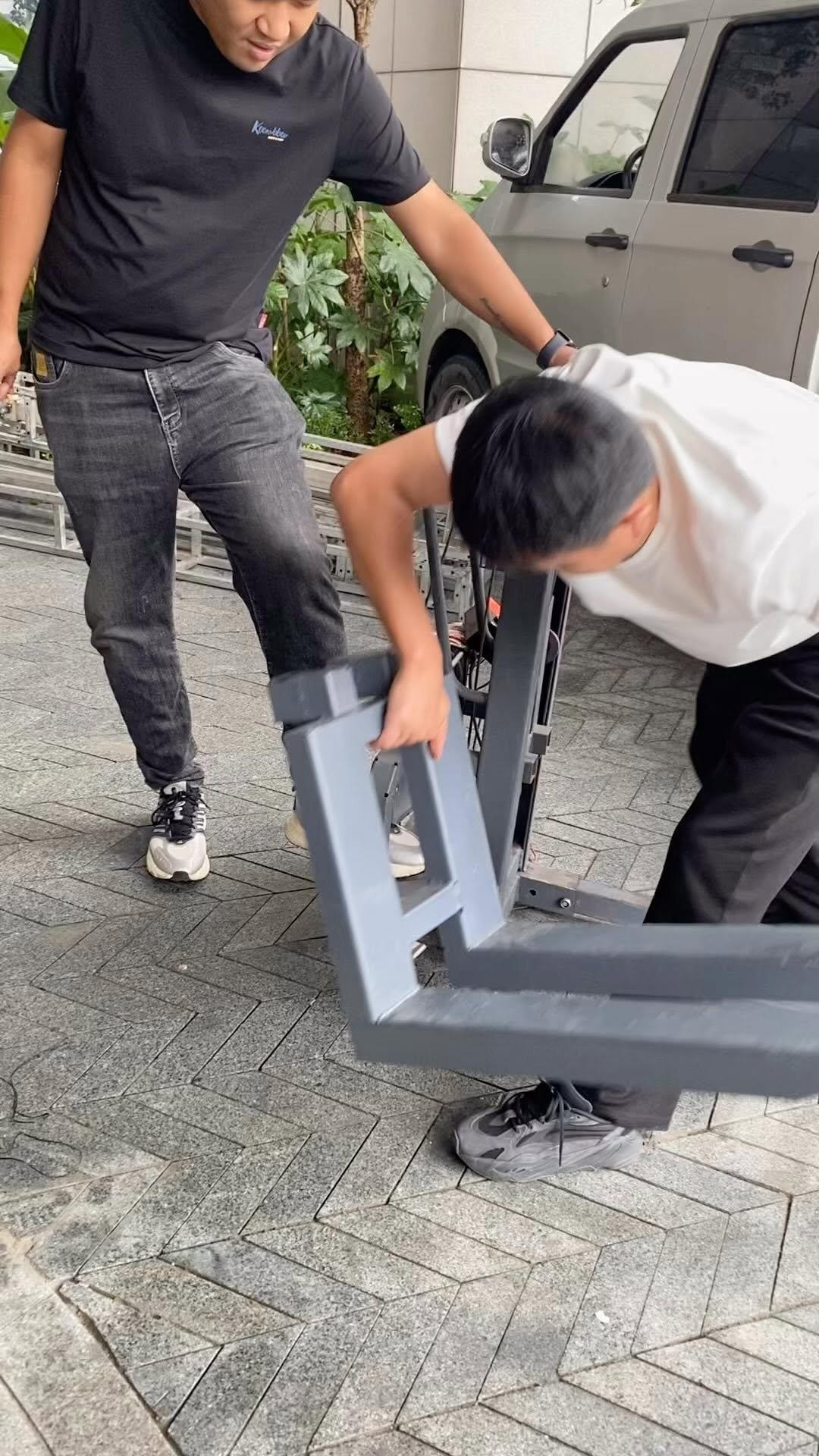 zghelplift 게시물 이미지: Portable small truck-mounted forklift,...