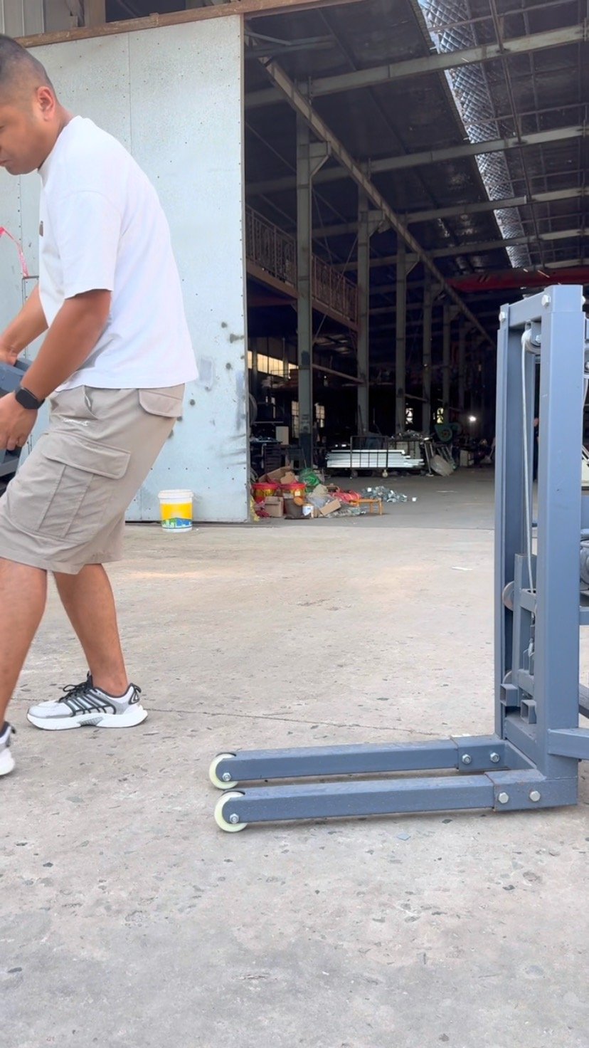 zghelplift 게시물 이미지: Small forklift