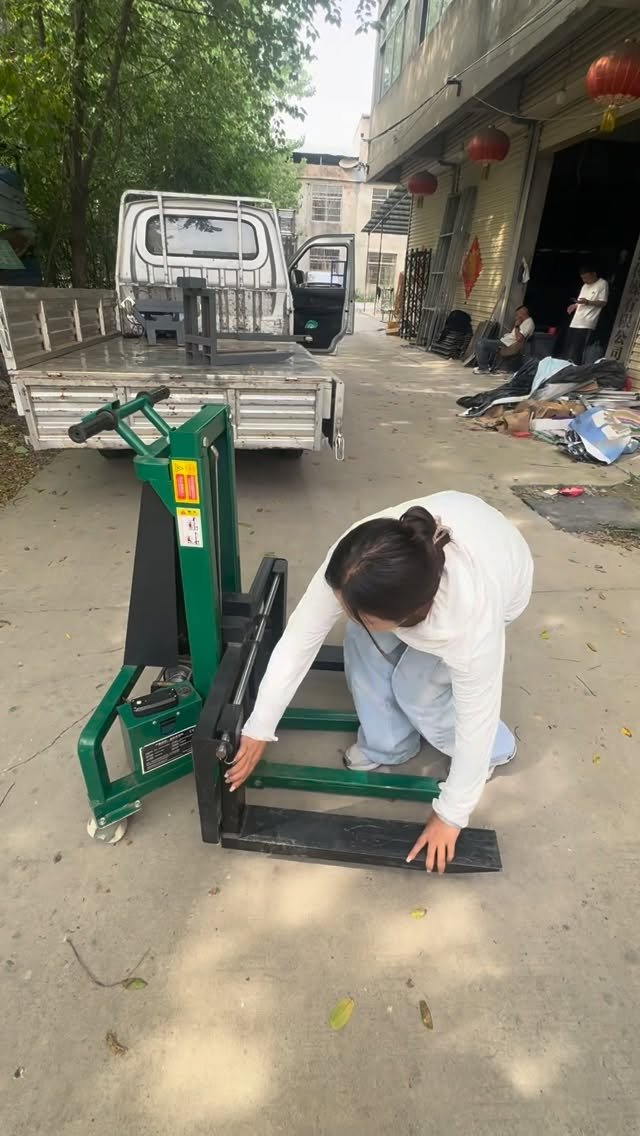 zghelplift 게시물 이미지: Mini forklift