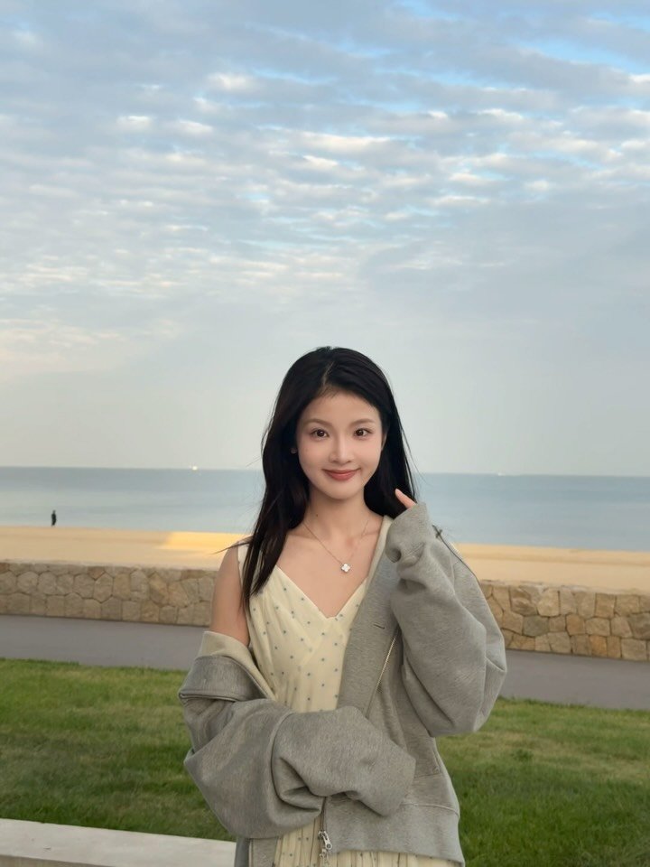 zhangmiaoyi0913_ 게시물 이미지: 🌊