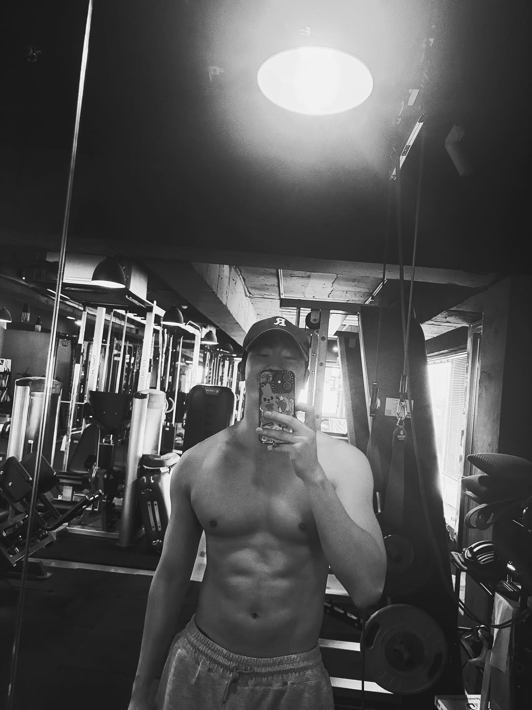 zhouzhoumi419 게시물 이미지: 重回80kg🥲