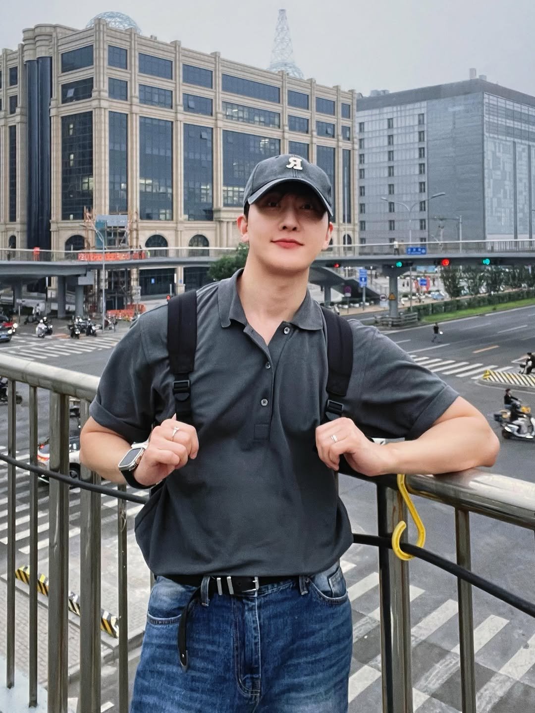 zhouzhoumi419 게시물 이미지: 学生哥来了✌🏻