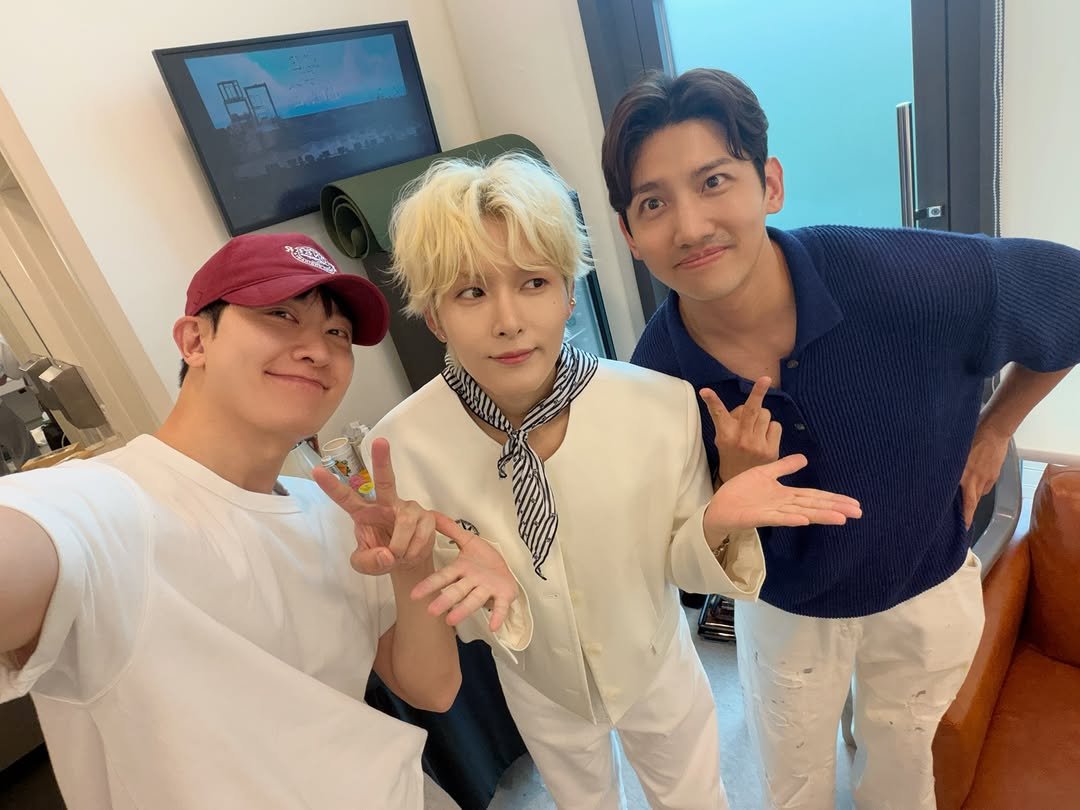 zhouzhoumi419 게시물 이미지: 우리 려욱짱 오늘도 최고👍👍