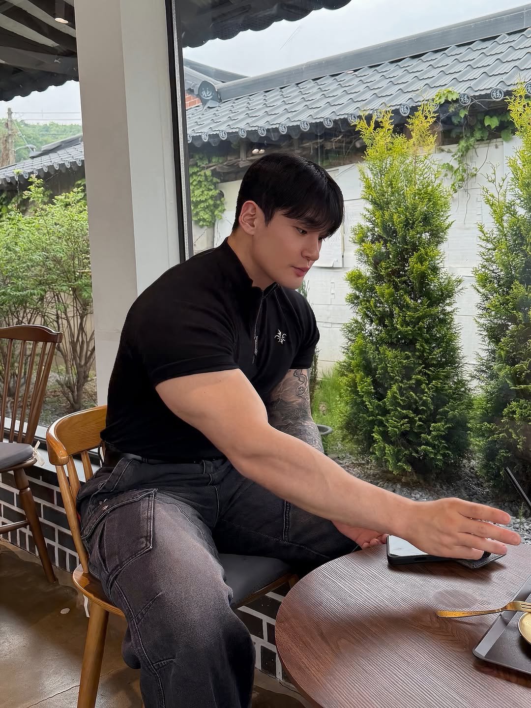 zin___zero 게시물 이미지: 하품할때 뺏어먹기🍴