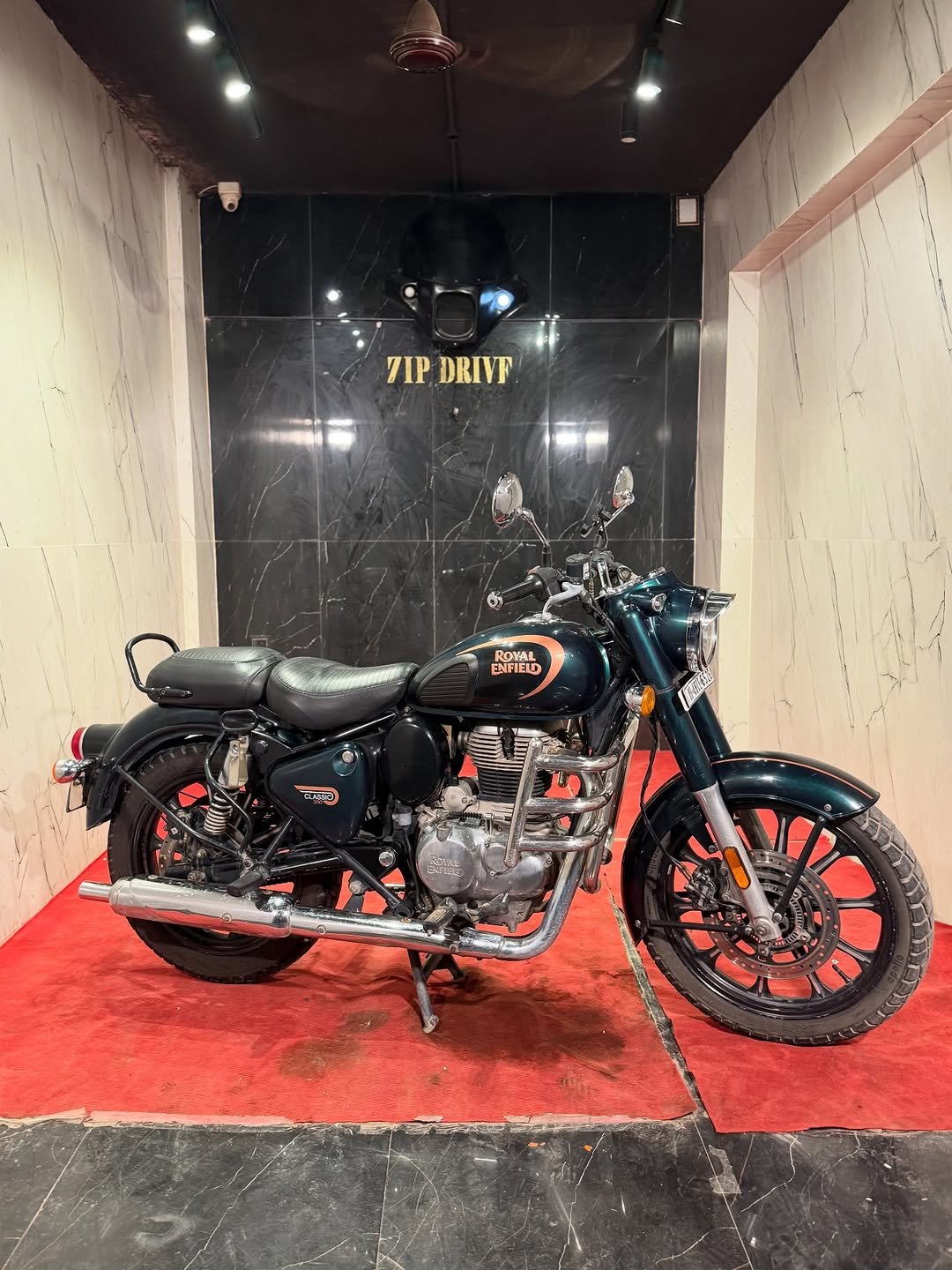 Photo by ZIPDRIVEMUMBAI on December 05, 2025. May be an image of motorcycle.