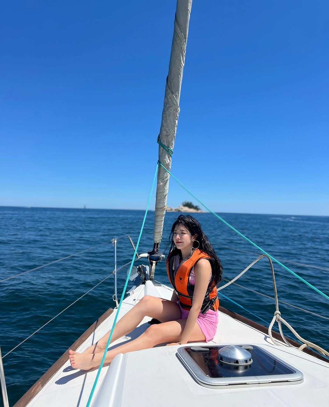 ziyoonzzang 게시물 이미지: 나의 계절 🛥️🐋🫧
