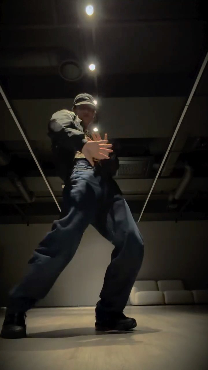 zkdlin 게시물 이미지: slow down

#KAI #카이 @zkdlin 
#EXO #엑소 #weareoneEXO