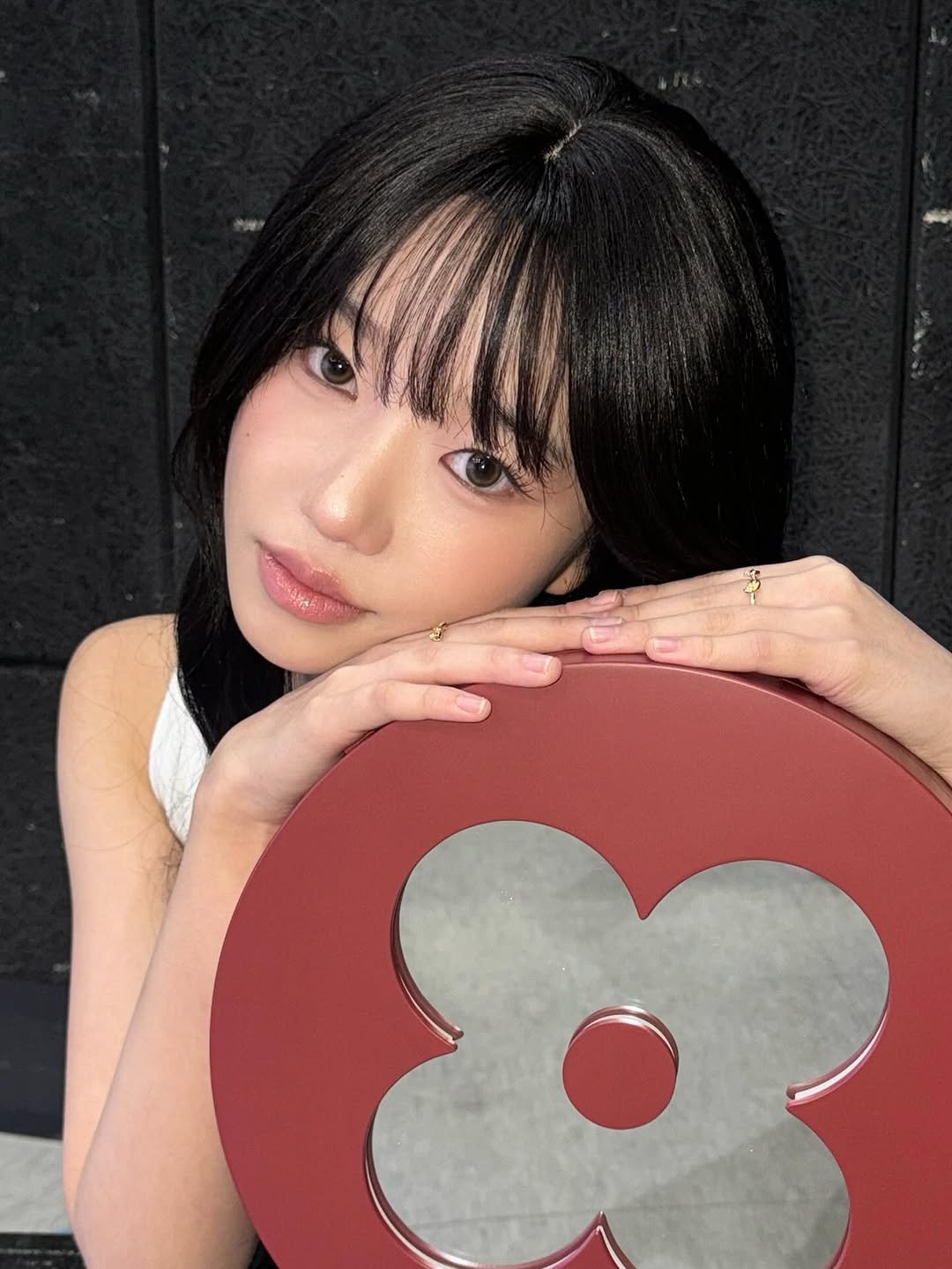 Photo by 조유리 JO YURI on August 25, 2025. May be an image of one or more people and hair.