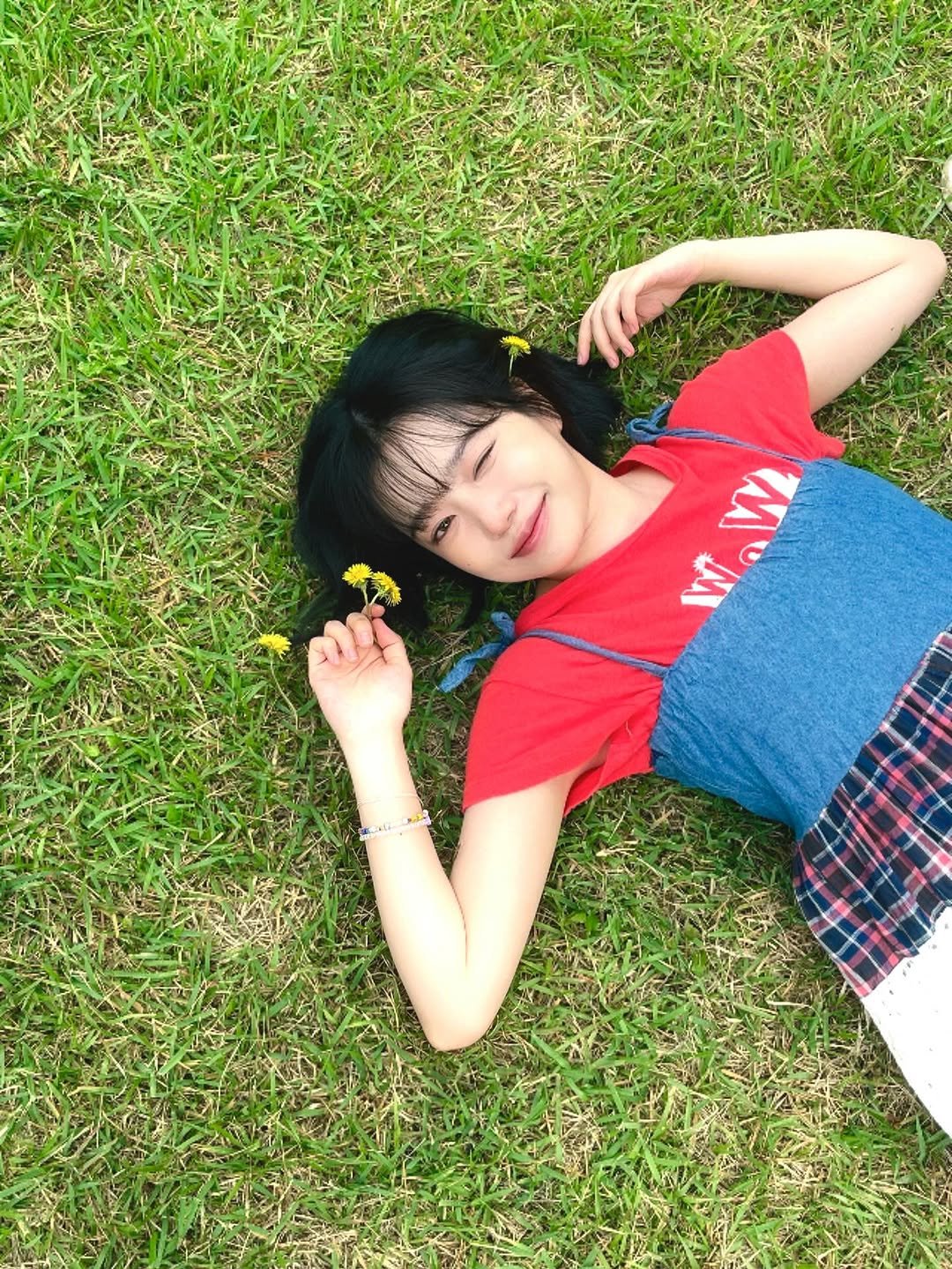 Photo by 조유리 JO YURI on August 19, 2025.