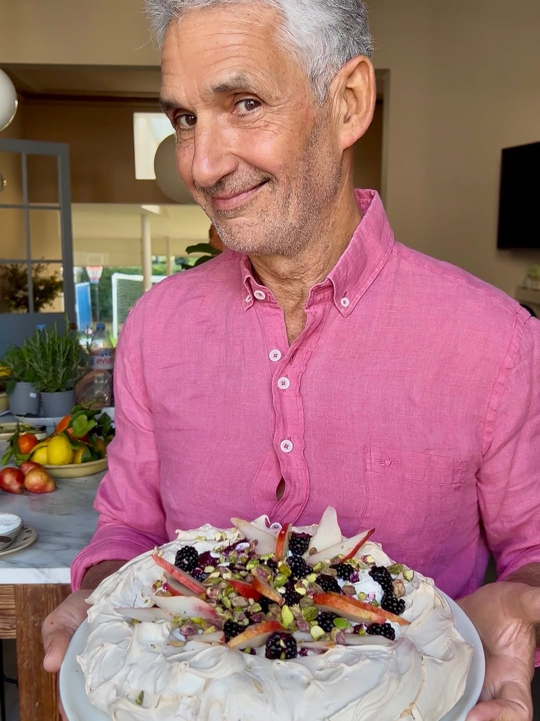 Photo shared by Tim Spector MSC FRCP MD FRSB OBE on March 27, 2026 tagging @intelligencesquared, and @zoe. May be an image of fruitcake and text.